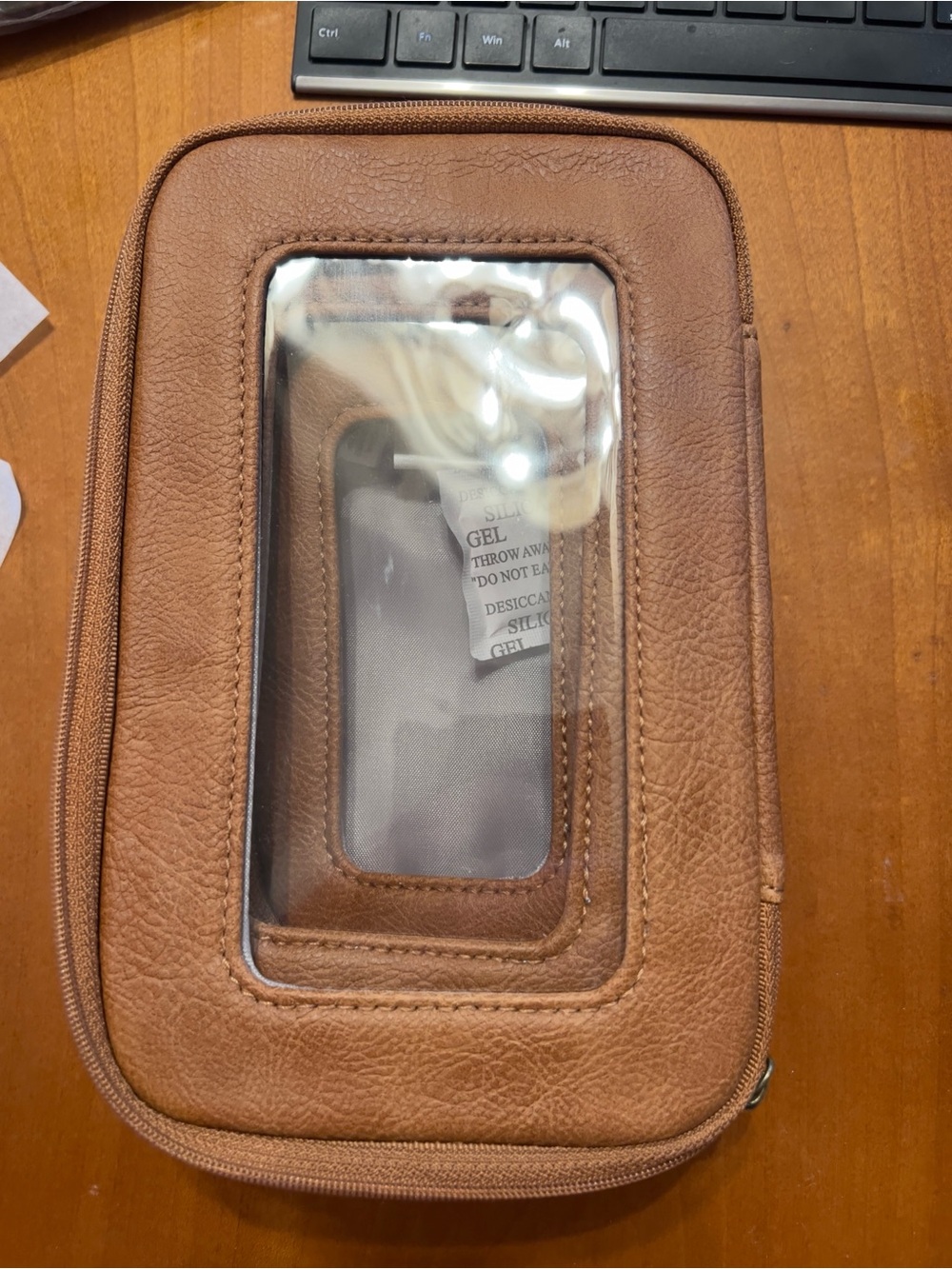Thirty -one distressed pebble clear case trio